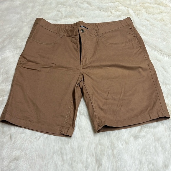 Men’s‎ North Face light brown shorts - Picture 1 of 4